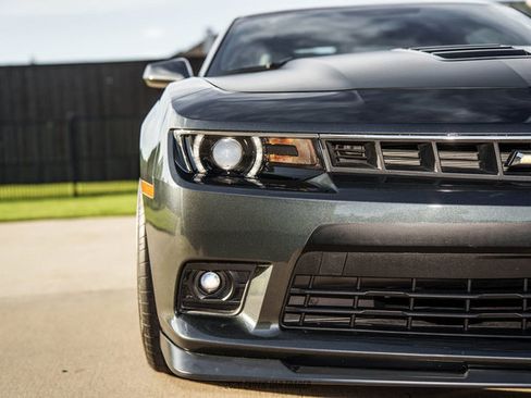 Used 2015 Chevrolet Camaro SS w/ SS Performance Package RWD image 55