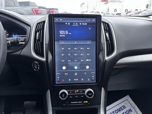 Certified 2024 Ford Edge SEL w/ Convenience Package image 16