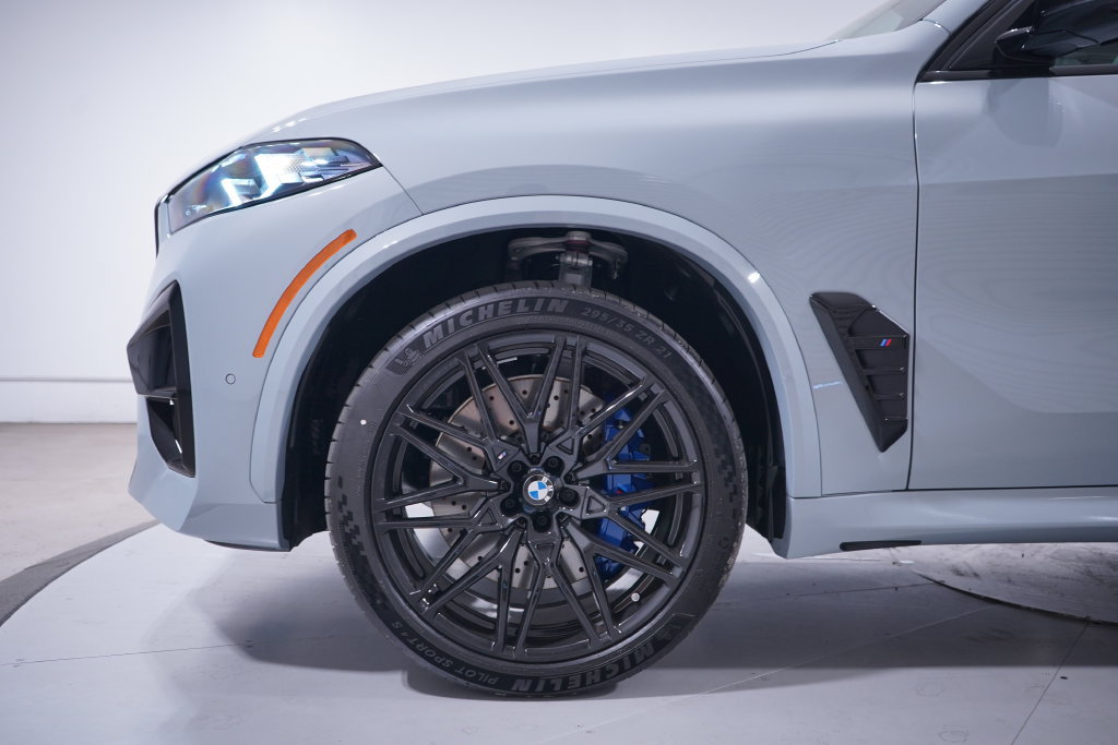 New 2026 BMW X5 M Competition w/ Executive Package AWD/4WD image 2
