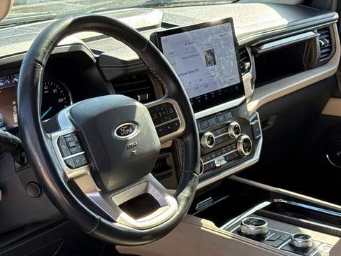 Certified 2024 Ford Expedition Limited AWD/4WD image 19
