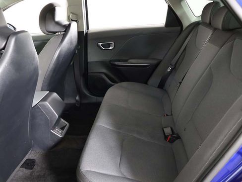 Used 2025 Kia K4 FWD image 31