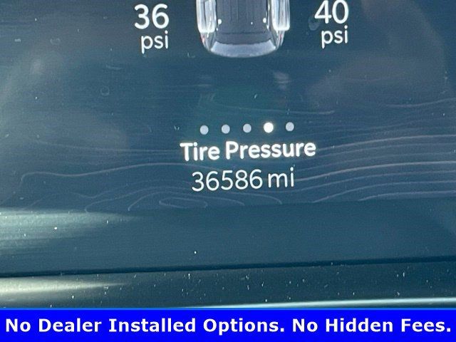 Used 2025 Jeep Grand Cherokee Altitude AWD/4WD image 10