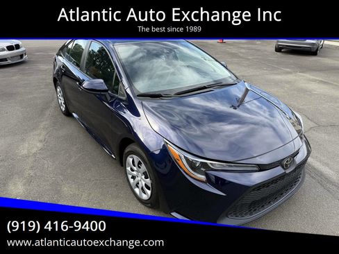 Used 2022 Toyota Corolla LE image 1