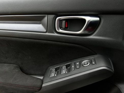Certified 2024 Honda Civic Type R image 28