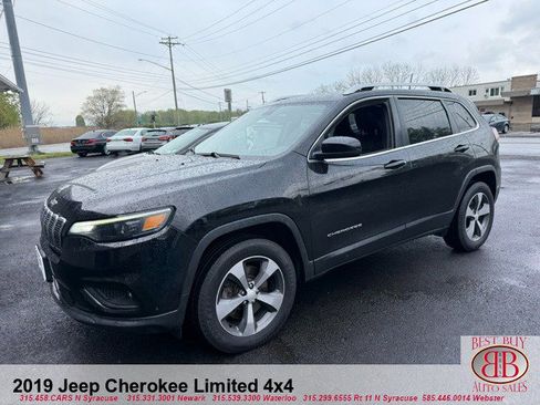 Used 2019 Jeep Cherokee Limited AWD/4WD image 7