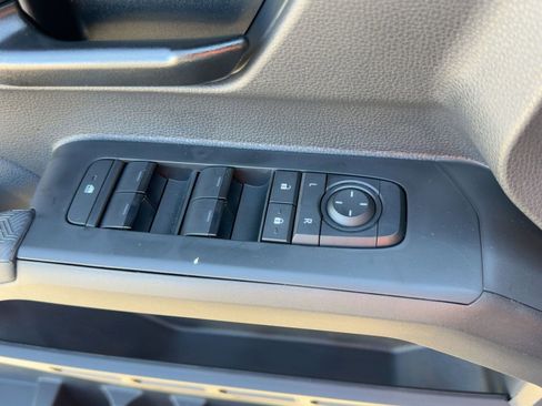 New 2025 Toyota Tacoma SR5 image 12