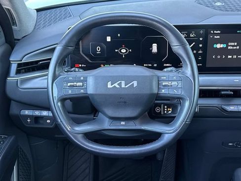 Certified 2024 Kia EV9 Light Long Range RWD image 18