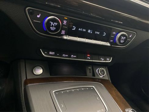 Used 2019 Audi Q5 2.0T Premium Plus w/ Premium Plus Package AWD/4WD image 32