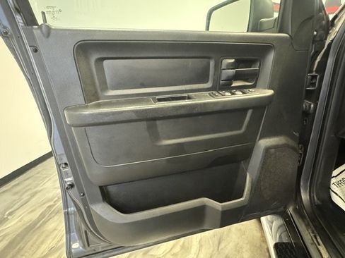 Used 2016 RAM 1500 Express AWD/4WD image 27