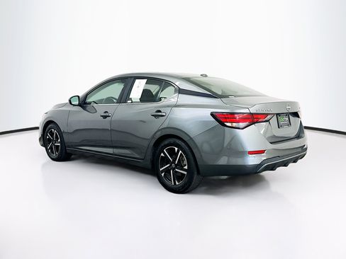Used 2024 Nissan Sentra SV FWD image 5