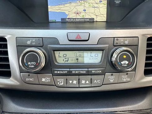 Used 2016 Honda Odyssey Touring Elite image 35