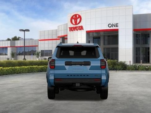 New 2026 Toyota 4Runner TRD Off-Road Premium AWD/4WD image 11