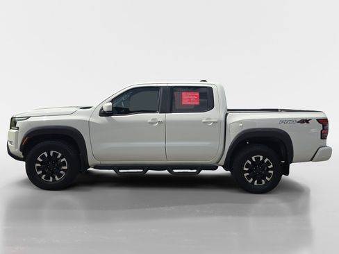 Certified 2024 Nissan Frontier PRO-4X w/ Technology Package AWD/4WD image 2