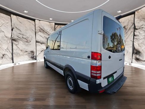 Used 2017 Mercedes-Benz Sprinter 2500 image 23