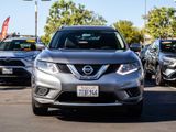 Used 2016 Nissan Rogue SV image 2