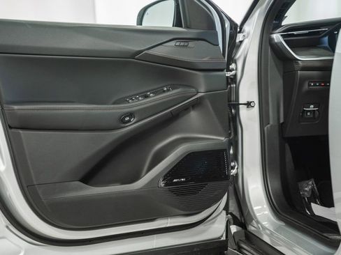 New 2026 Jeep Cherokee Overland image 43