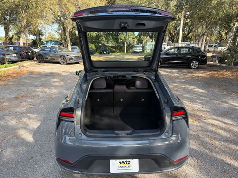 Used 2025 Toyota Prius LE image 24