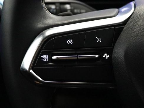 Certified 2024 Chevrolet Equinox EV LT FWD image 18