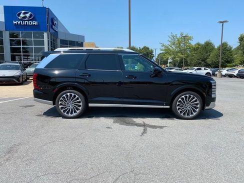 New 2026 Hyundai Palisade Calligraphy FWD image 10