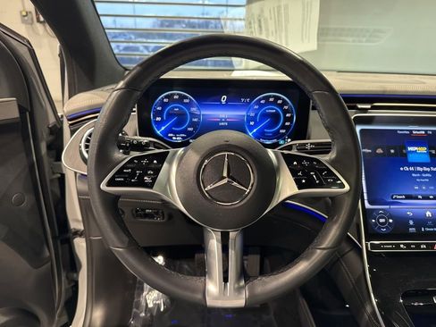 Used 2024 Mercedes-Benz EQE 350+ SUV image 31