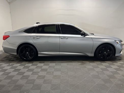 Used 2021 Honda Accord Sport Special Edition image 4