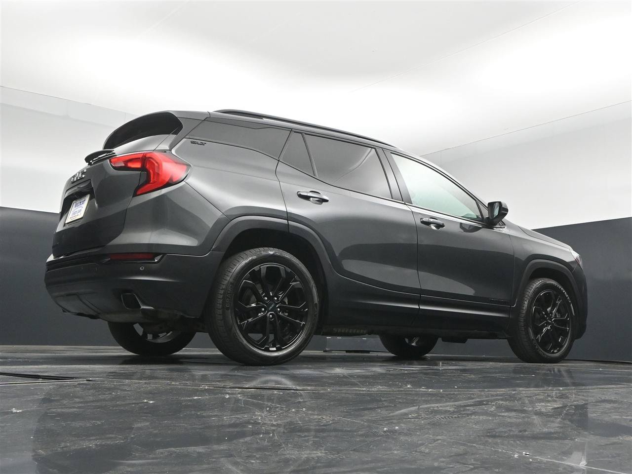 Used 2020 GMC Terrain SLT w/ Preferred Package FWD image 31