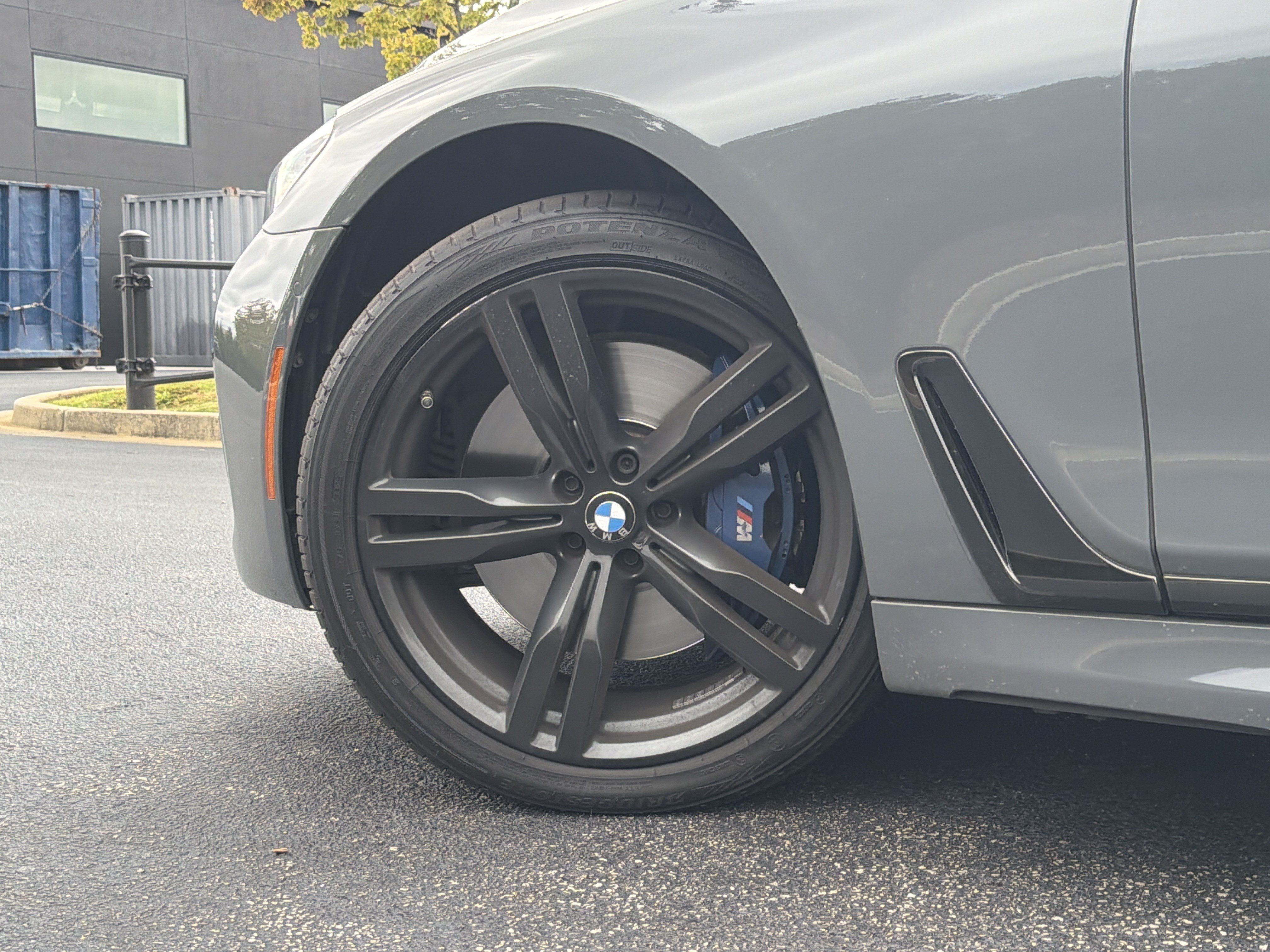 Used 2018 BMW 750i RWD image 14