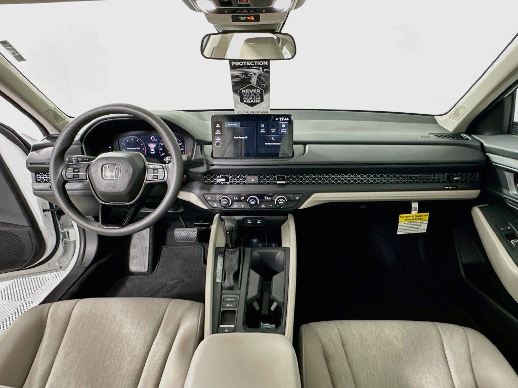 Used 2026 Honda Accord SE image 3