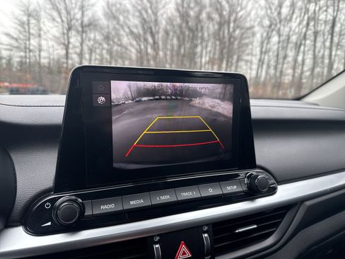 Used 2023 Kia Forte LXS image 18