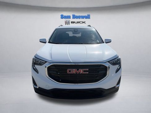 Used 2021 GMC Terrain SLE w/ Driver Convenience Package FWD image 4