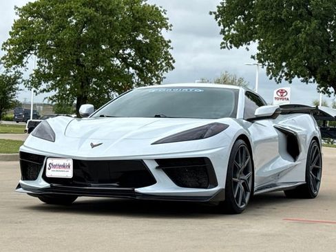 Used 2021 Chevrolet Corvette Stingray Convertible w/ 1LT image 3