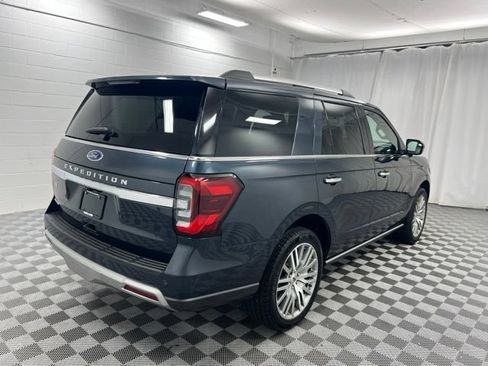 Used 2023 Ford Expedition Limited AWD/4WD image 5