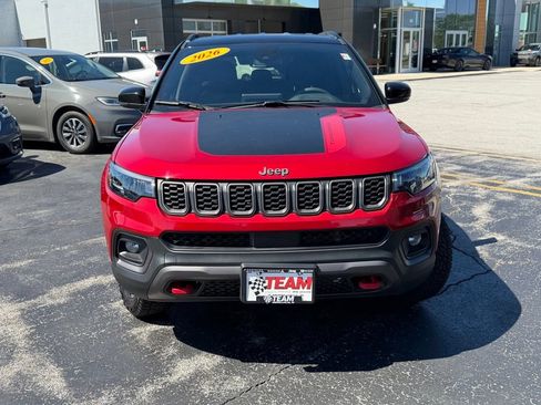 Used 2026 Jeep Compass Trailhawk AWD/4WD image 2