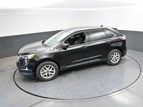 Used 2024 Ford Edge SEL AWD/4WD image 36