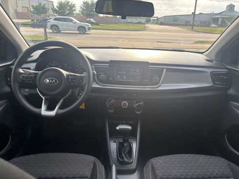 Used 2019 Kia Rio S FWD image 14