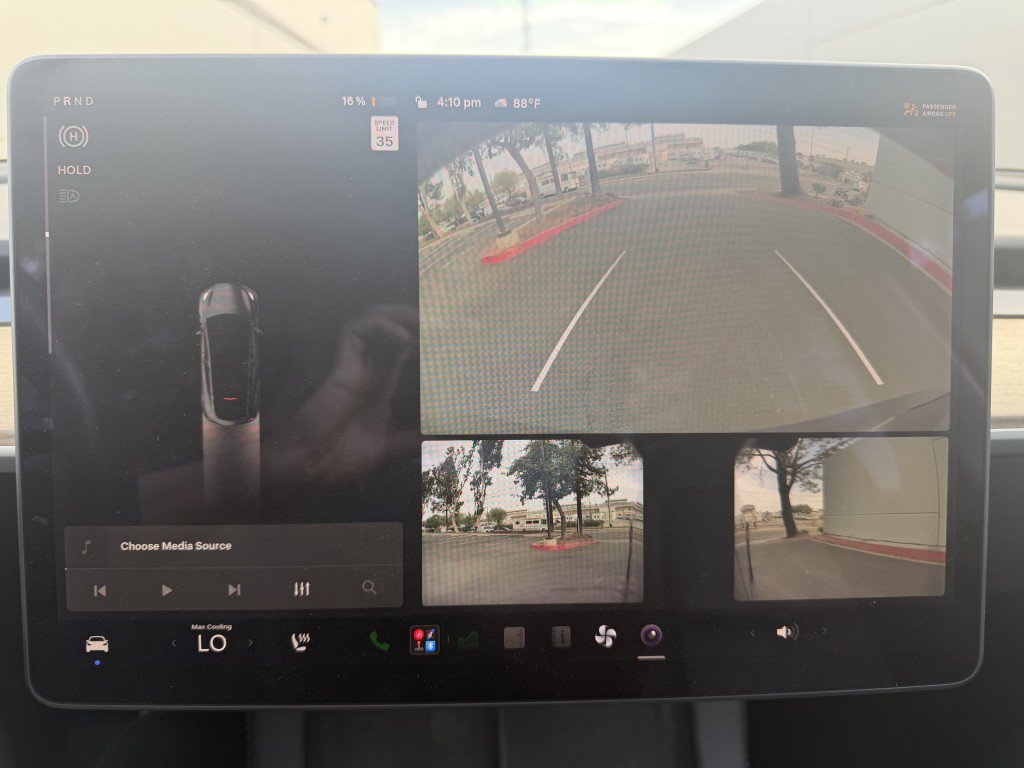 Used 2021 Tesla Model Y Long Range AWD/4WD image 19