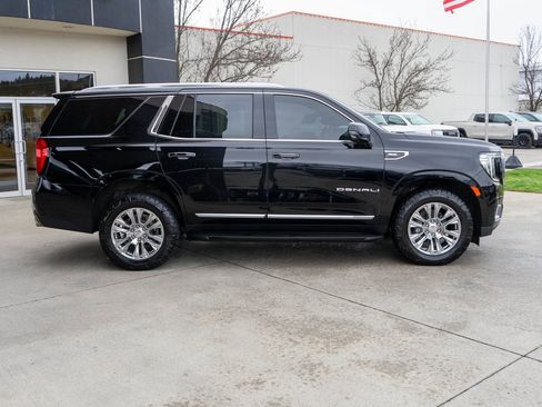 Used 2021 GMC Yukon Denali image 8