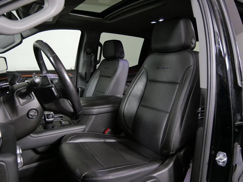 Used 2023 GMC Sierra 1500 Denali w/ Denali Reserve Package AWD/4WD image 10