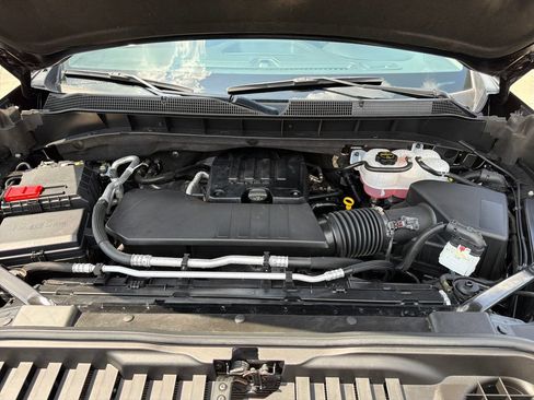 Certified 2025 Chevrolet Silverado 1500 Custom w/ Turbomax Blackout Package AWD/4WD image 23