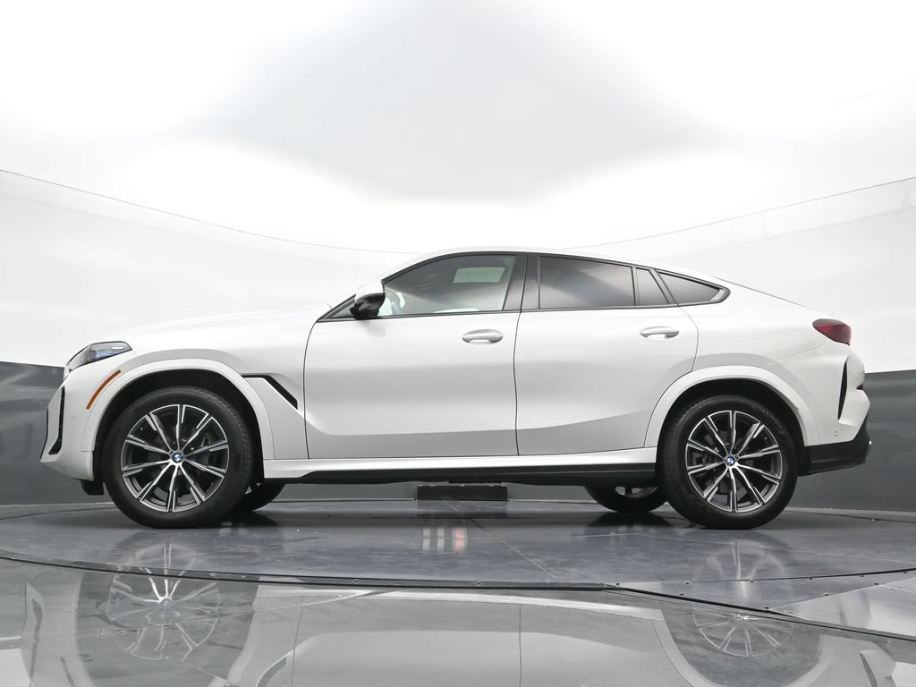 Used 2026 BMW X6 xDrive40i AWD/4WD image 25