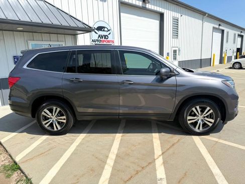 Used 2017 Honda Pilot EX-L image 9