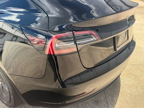 Used 2023 Tesla Model 3 Standard Range RWD image 12