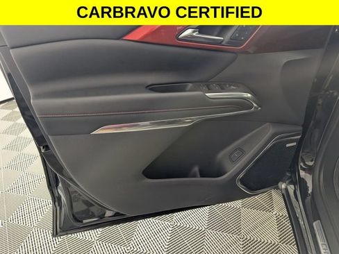 Certified 2024 Chevrolet Traverse RS AWD/4WD image 10