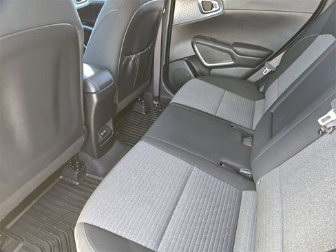 Certified 2025 Kia Soul EX image 29