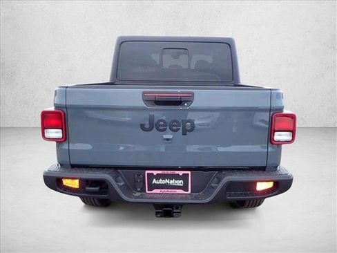 New 2026 Jeep Gladiator Sport AWD/4WD image 3