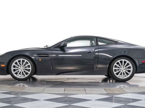 Used 2003 Aston Martin Vanquish image 6