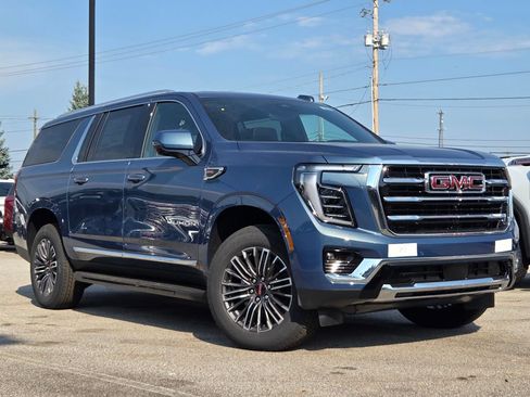 New 2026 GMC Yukon XL Elevation w/ Elevation Premium Package AWD/4WD image 2