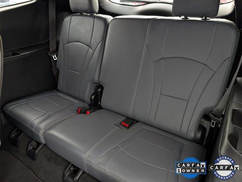 Used 2024 Buick Enclave Premium image 24