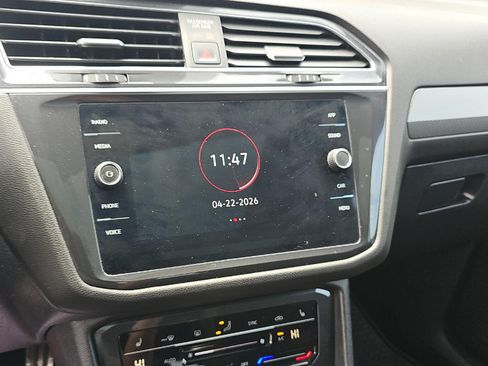 Used 2023 Volkswagen Tiguan SE R-Line AWD/4WD image 15