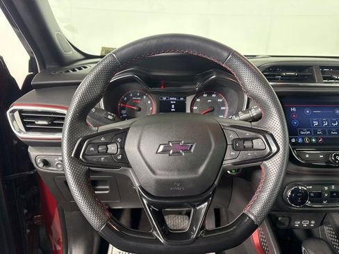 Used 2023 Chevrolet TrailBlazer RS w/ Convenience Package image 19